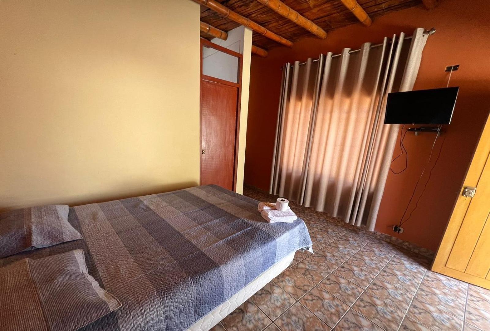 Hospedaje La Huega Ica Extérieur photo