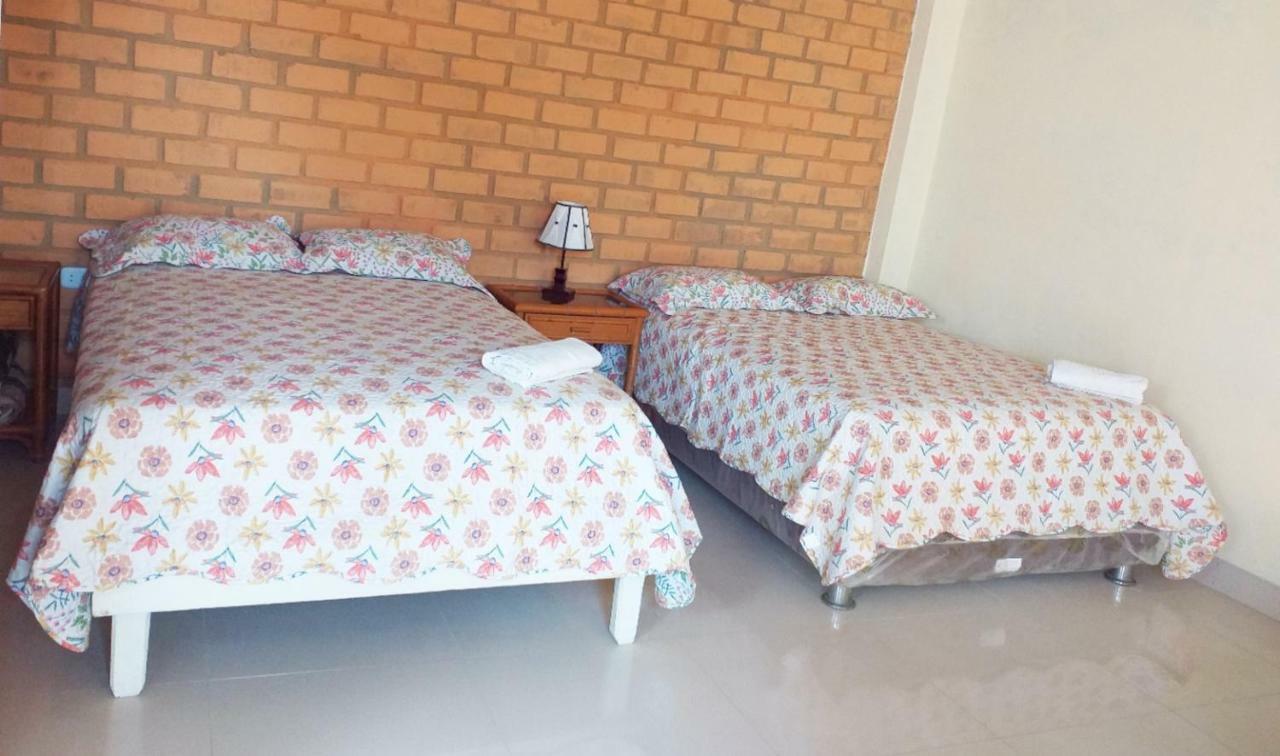 Hospedaje La Huega Ica Extérieur photo
